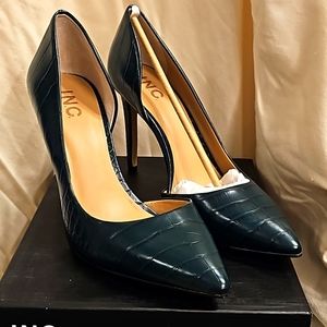 NIB INC Green Croc KenjayP sz9.5 sexy pumps